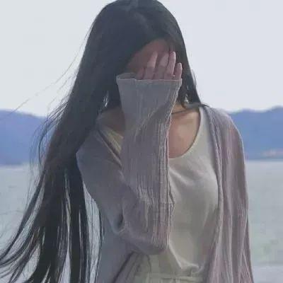 “丝路绮粲：中国丝绸艺术展”亮相塞尔维亚